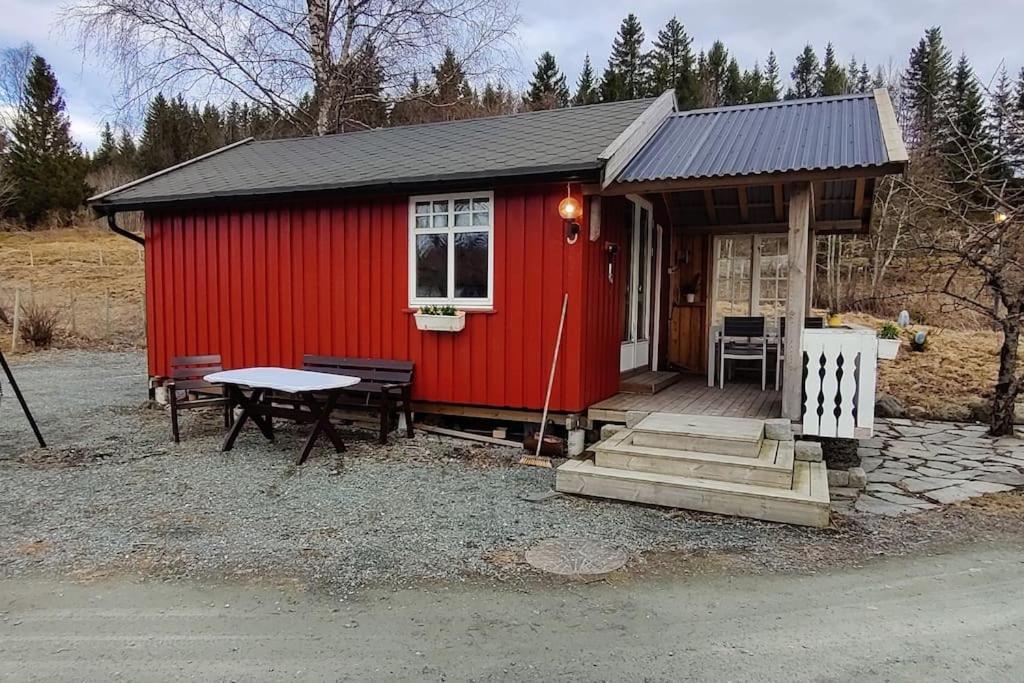 Idyllisk Minihus I Landlige Omgivelser - Med 5 Sengeplasser Og Parkering Asen Exterior photo